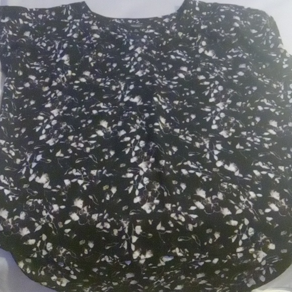 Blouse - Picture 1 of 4